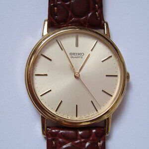 VINTAGE SEIKO QUARTZ,NEW BATTERY,RUN GREAT